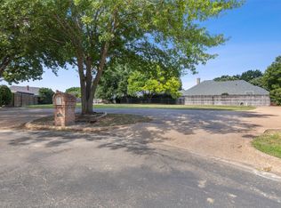 4904 Bradford Ct, Fort Worth, TX 76132