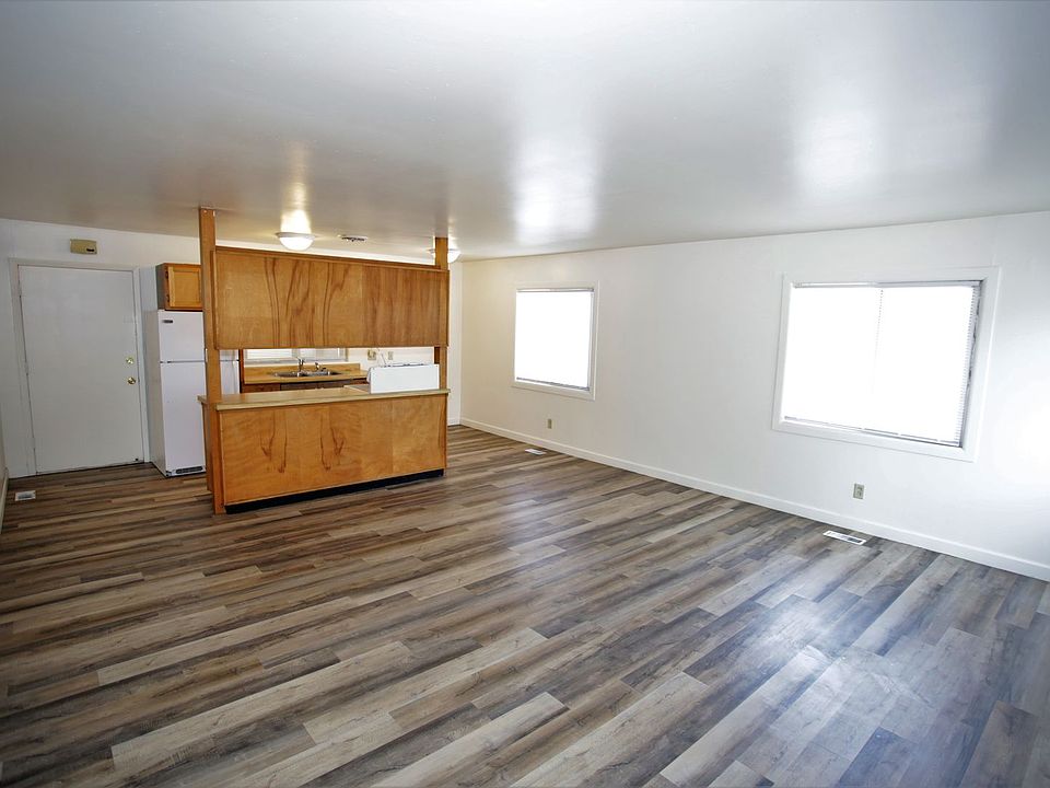 Southdale - 1110 24th Ave S Grand Forks ND | Zillow