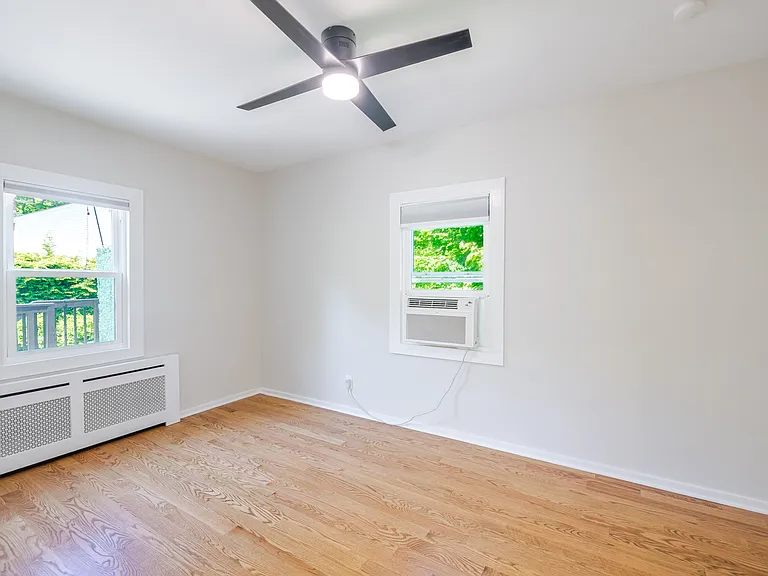 301 Bruce Park Ave — Photo 9