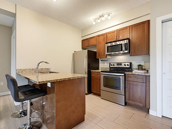 4th image of 1238 Windermere Way SW #115