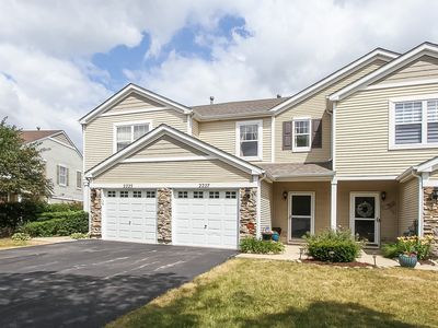 2227 Flagstone Ln, Carpentersville, IL, 60110