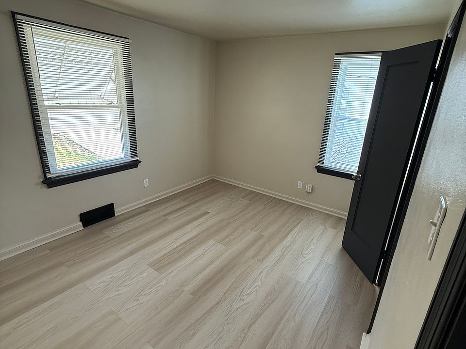 1st image of 9089 North Ave