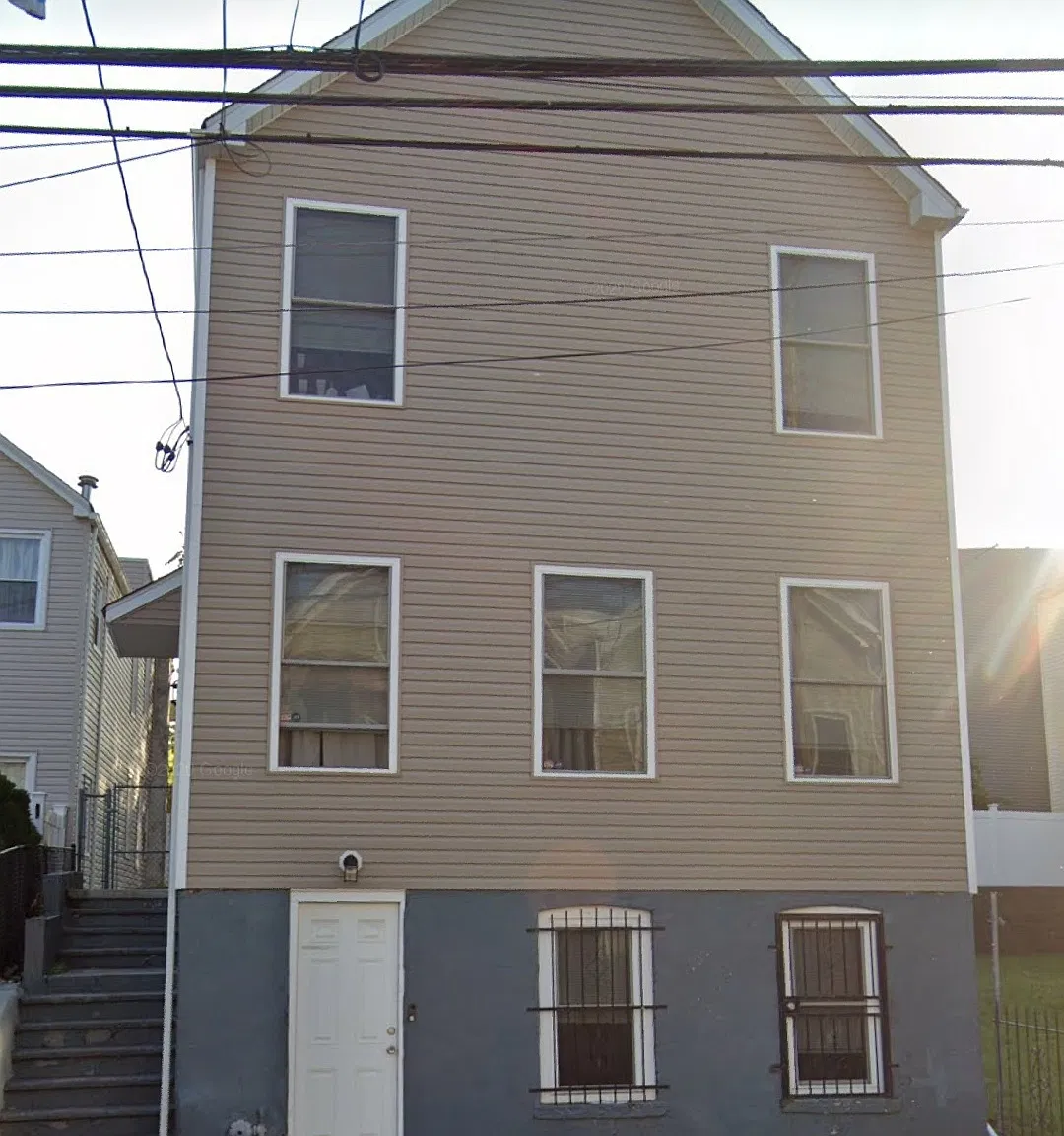 332 New Street - 1 — Photo 2