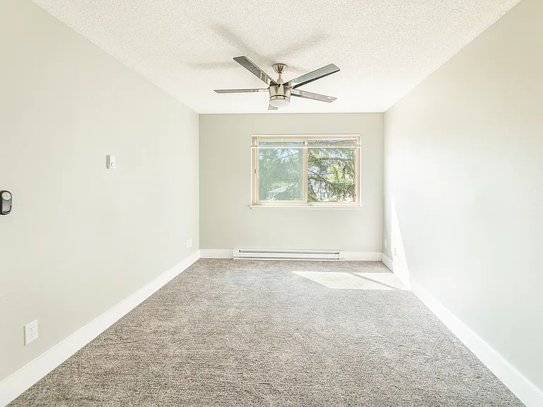 931 SW Holden St #205 — Photo 2