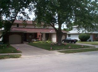 16534 Dorcas St, Omaha, NE 68130