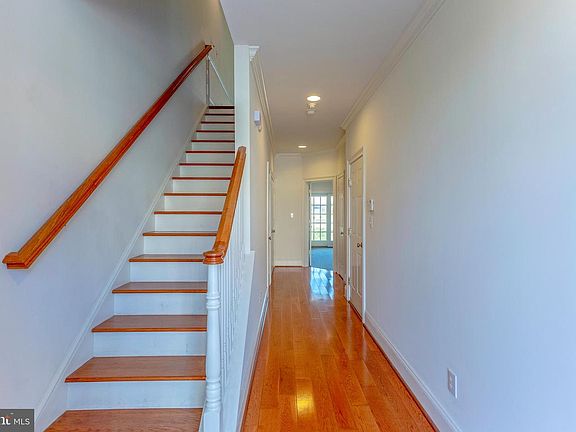 3rd image of 18888 Bethpage Dr #1B