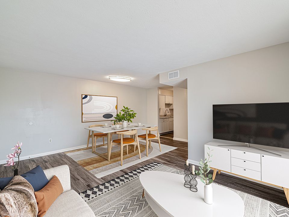 Staged dining