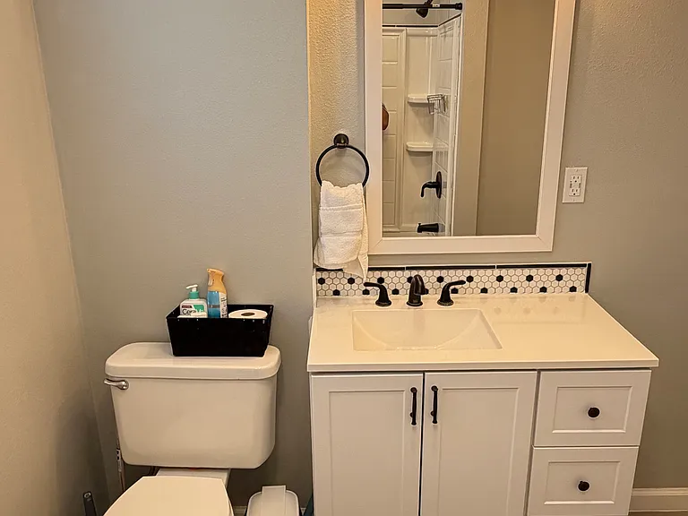 6108 Rosalie Ct — Photo 11
