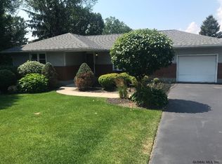 392 Albany Shaker Rd, Loudonville, NY 12211