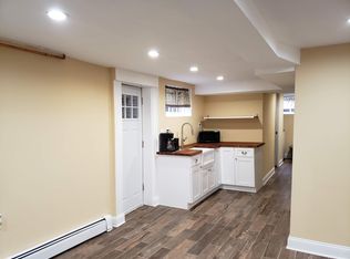 10205 Pierce Dr, Silver Spring, MD 20901