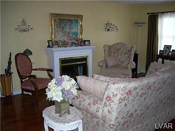 5th image of 4614 Cheryl Dr