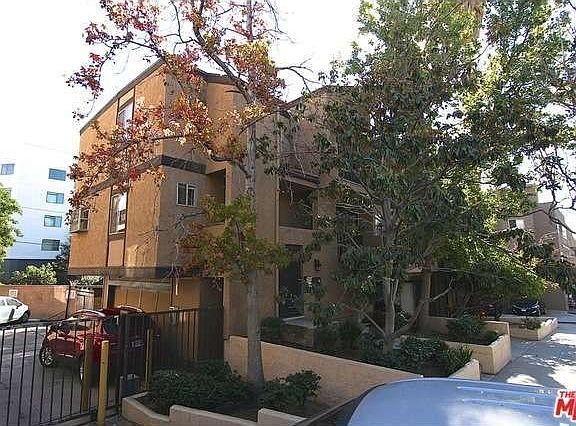 2nd image of 1626 N Formosa Ave #E