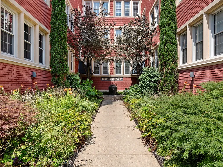 1008 Westover Ave #402A — Photo 2