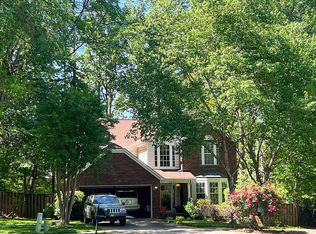 6903 Valhalla Ct, Charlotte, NC 28269