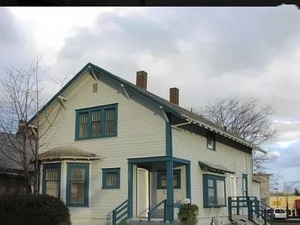 2000 Iron St, Bellingham, WA 98225