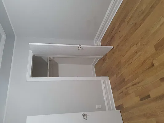 Rented by A P Realty Group NY LTD | media 44