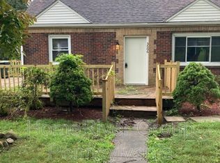 3506 Foster Rd, White Oak, PA 15131