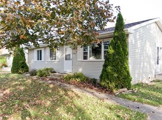 2090 Pleasantview Dr, Marion, IA 52302
