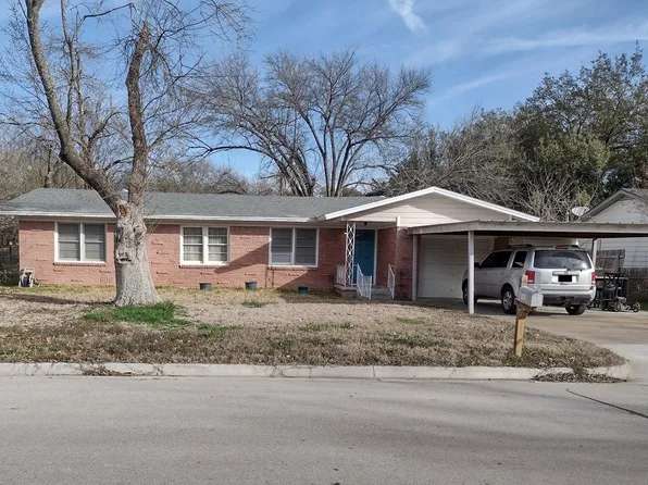 141 Meadowbrook St, Robinson, TX 76706