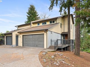 1927 W 25th Pl, Eugene, OR 97405