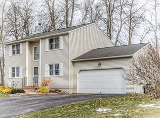 8577 Bayview Dr, Cicero, NY 13039