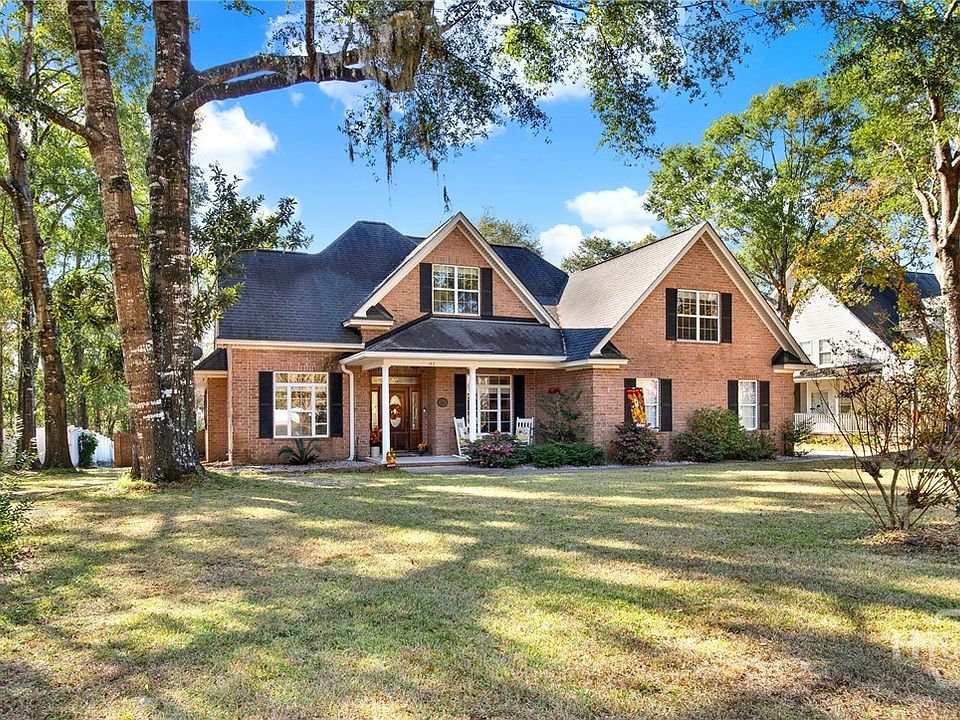 1st image of 162 Royal Oak Drive