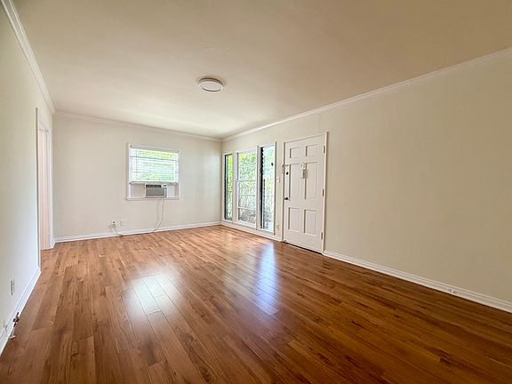 Living Room / Front Door