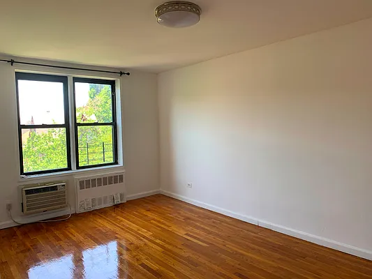 Rented by Corcoran | media 25