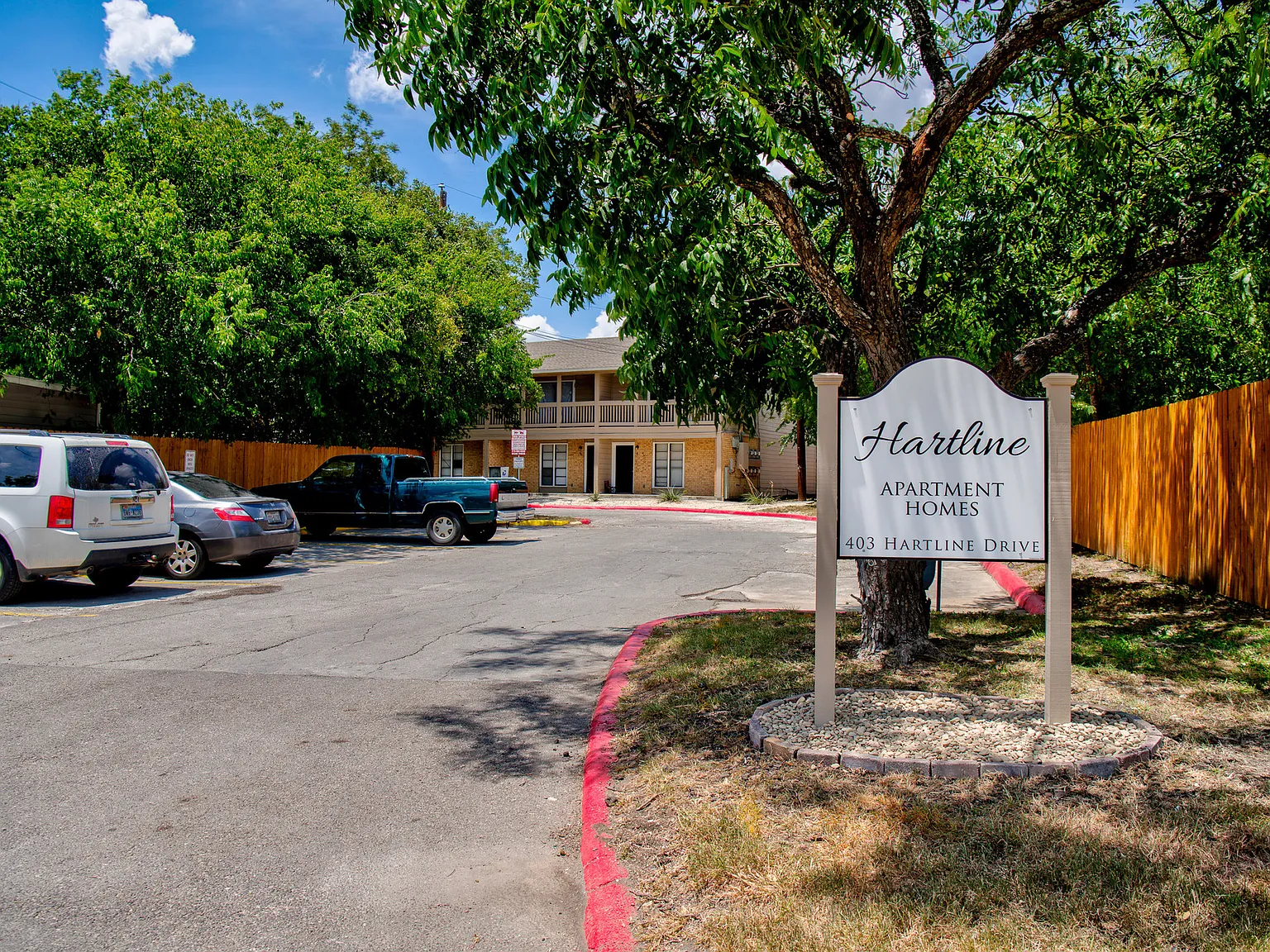 2 bed, 1.5 bath, 1460 sqft, $1,300 — Photo 1