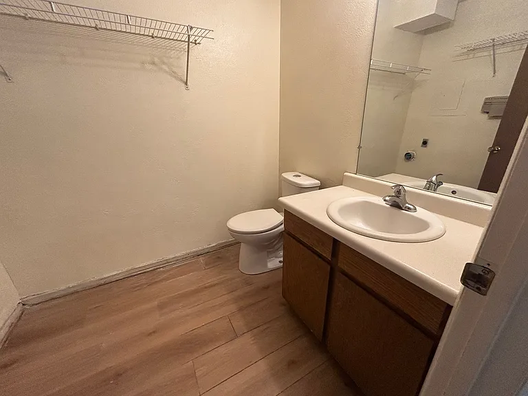 449-485 N 1465 W — Photo 19