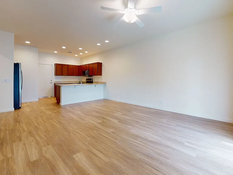 2350 S Olivewood #106 — Photo 3