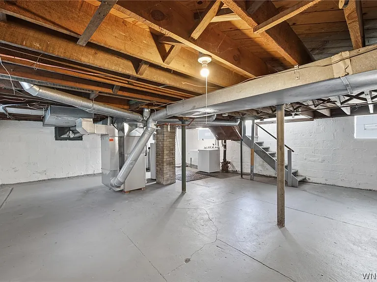 259 California Dr — Photo 23