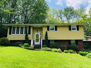 72 Howard St, Larksville, PA 18704