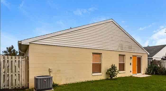 1st image of 11195 Galvin Dr