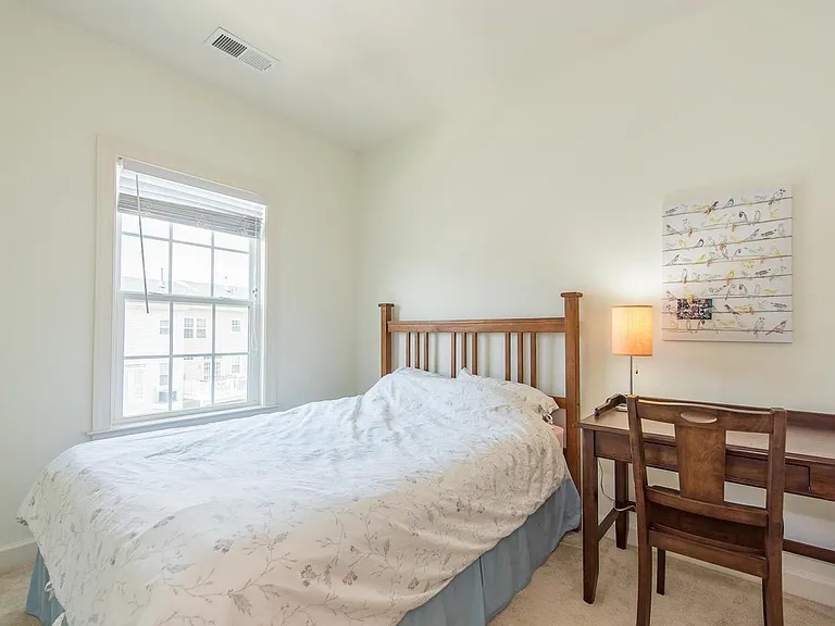 10515 Old Ellicott Cir — Photo 24
