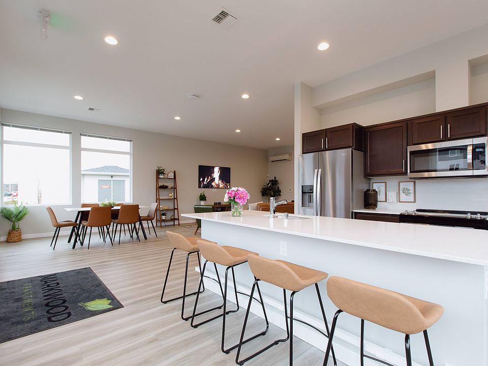 Markwood Apartments 623 W Stevens Rd Burlington WA Zillow