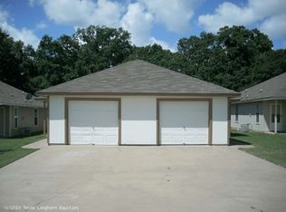 2732 James Rd, Granbury, TX 76049