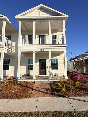 2319 Discovery Loop Photo 1
