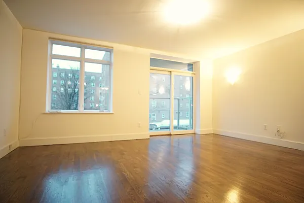 Rented by Lofts and Flats LLC | media 27