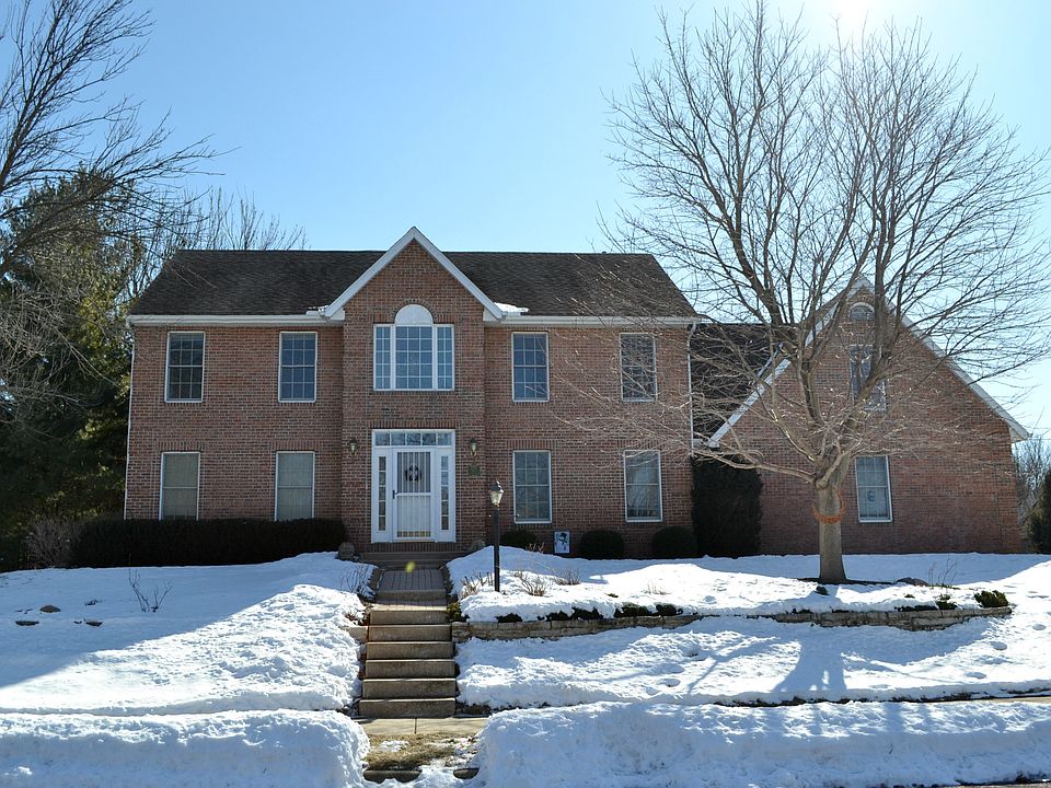 1st image of 830 W Scottwood Dr
