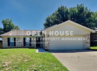 7928 Meadowbrook Dr, Watauga, TX 76148