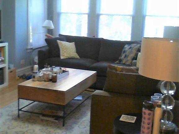 2nd image of 2108 N Sheffield Ave APT 2