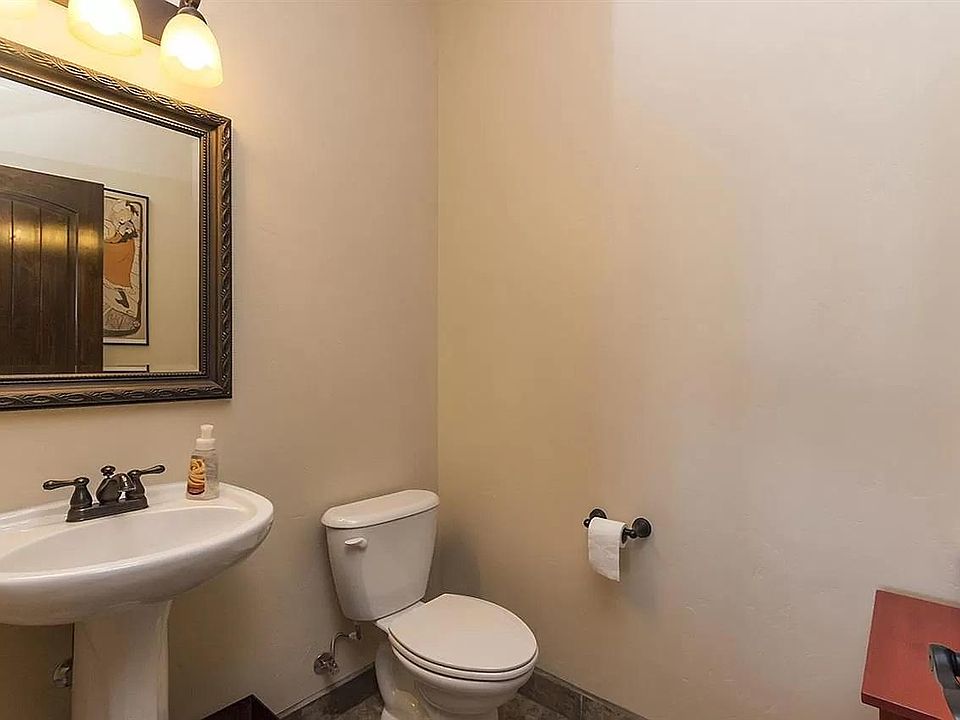 1st image of 2544 Tiffany Dr