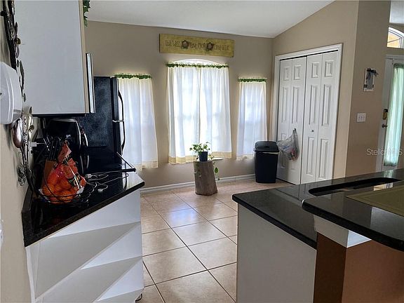 5th image of 705 Lucaya Drive