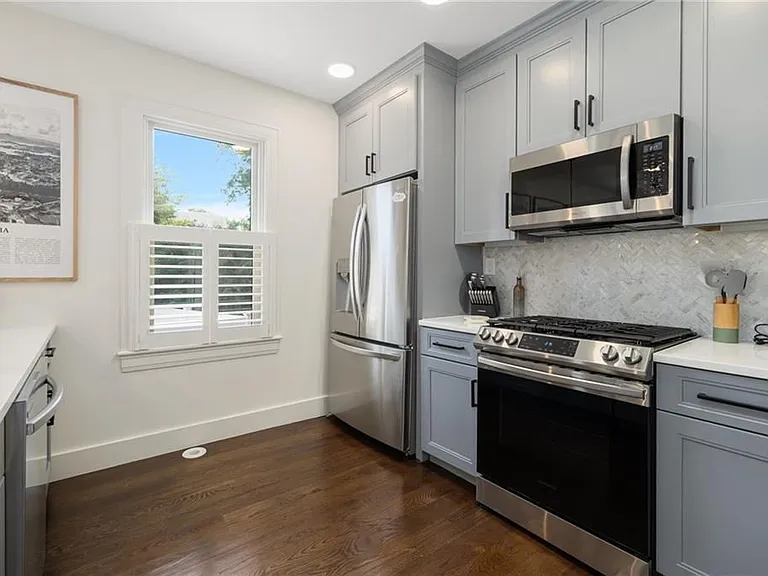 8 Cross St #1 — Photo 11