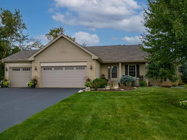 12887 Wild Prairie Close, Belvidere, IL 61008