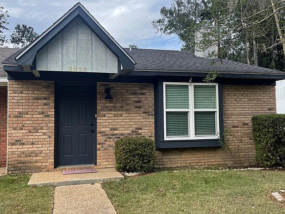 2nd image of 2058 Victory Garden Ln