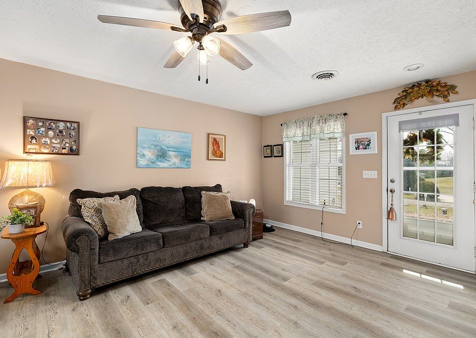 595 Darbydale Rd, Mansfield, OH 44905 Zillow