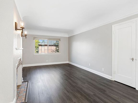 5th image of 1320-1344 NE 68th Ave #1336