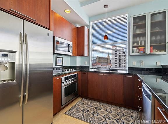 4th image of 1607 Ponce De Leon Blvd APT 12B